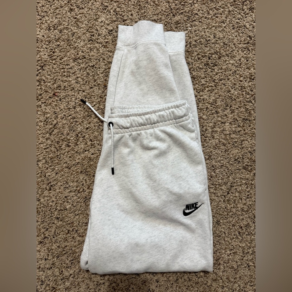 Nike Womens Heather Gray Fleece Joggers with Black Logo